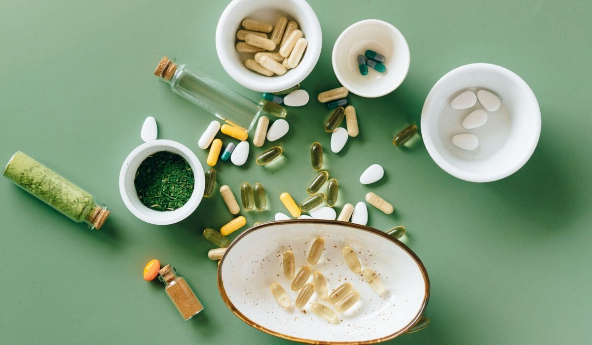 Best Supplements for Cravings — Best Supplements for Cravings: Proven Ways to Curb Them — Photo by Nataliya Vaitkevich on Pexels