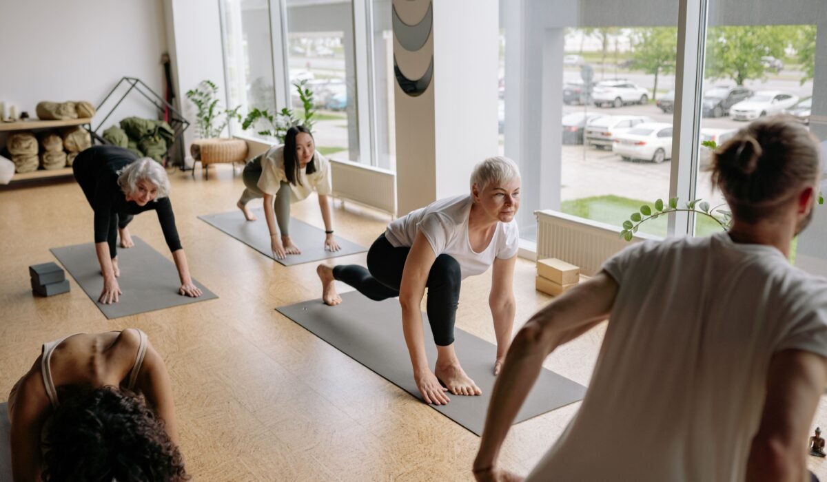 Best Yoga Programs for Beginners — Best Yoga Programs for Beginners: Your Ultimate Guide — Photo by Yan Krukau on Pexels