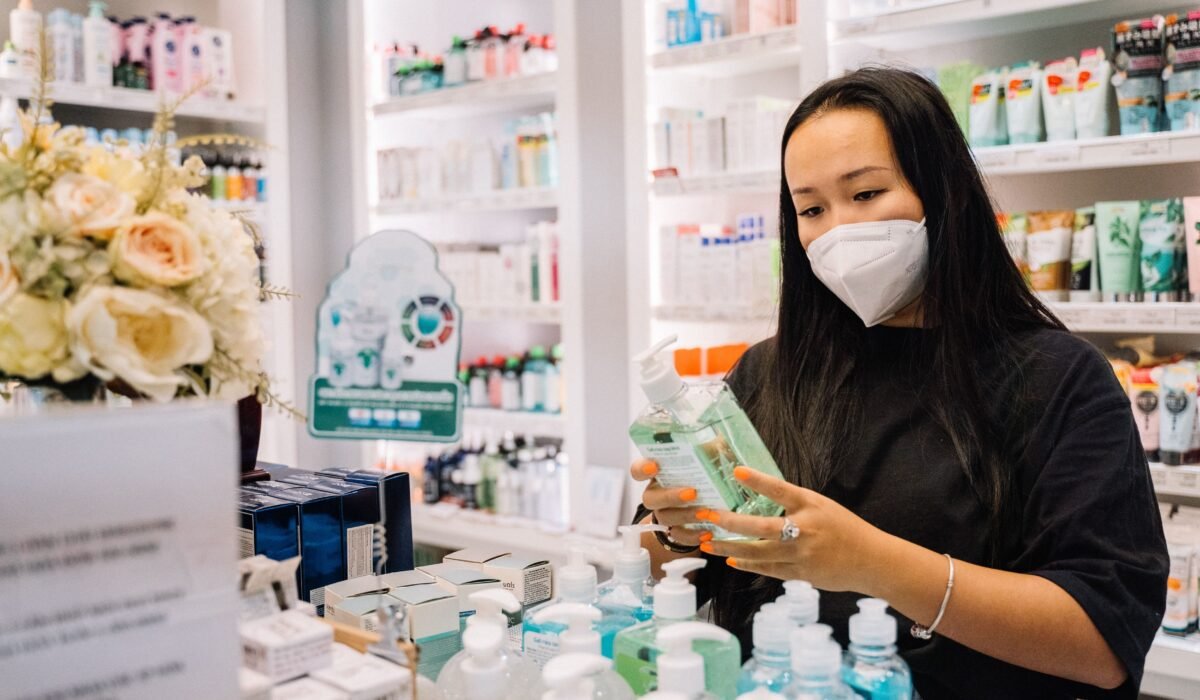 USA health product choices beginner — USA Health Product Choices: A Beginner's Guide — Photo by Anna Tarazevich on Pexels