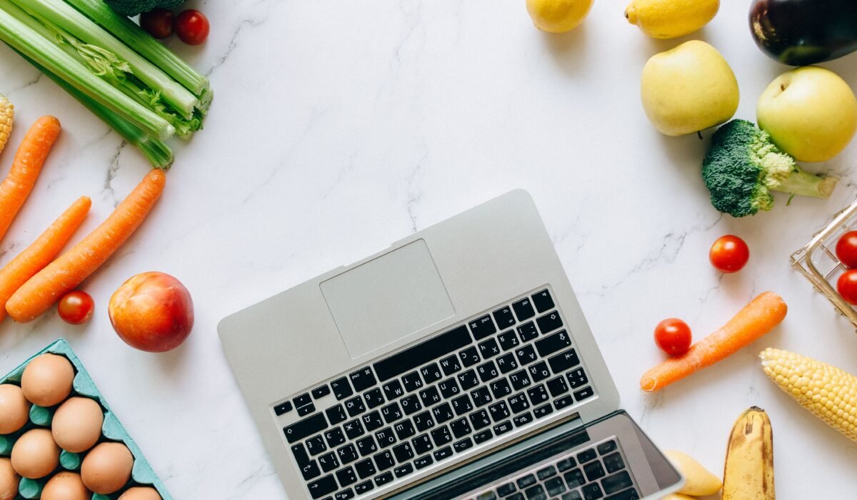 Best Online Nutrition Programs — Best Online Nutrition Programs: 2024 Guide — Photo by Nataliya Vaitkevich on Pexels